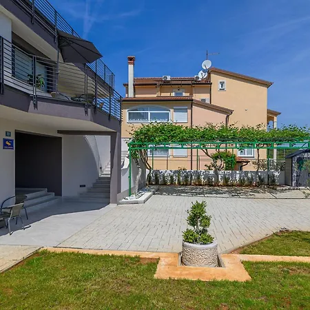 Prinz By Interhome Apartament