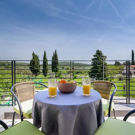 Lägenhet Prinz By Interhome